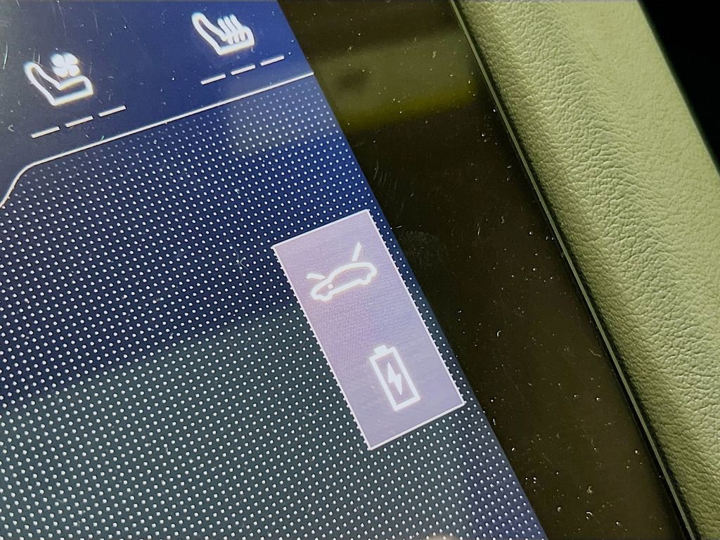 New 2026 Porsche Taycan image 14