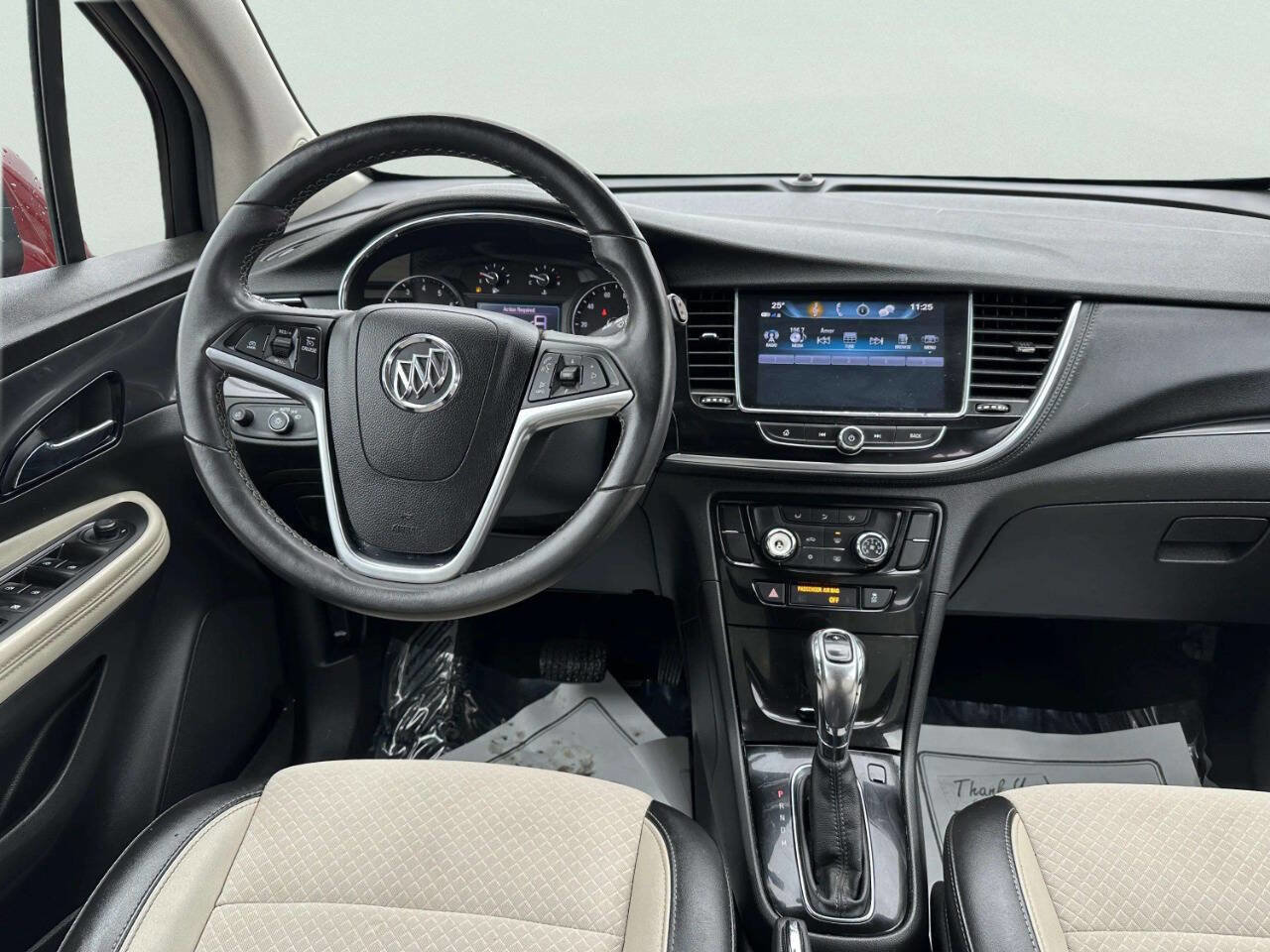 Used 2021 Buick Encore Preferred w/ Safety Package image 17