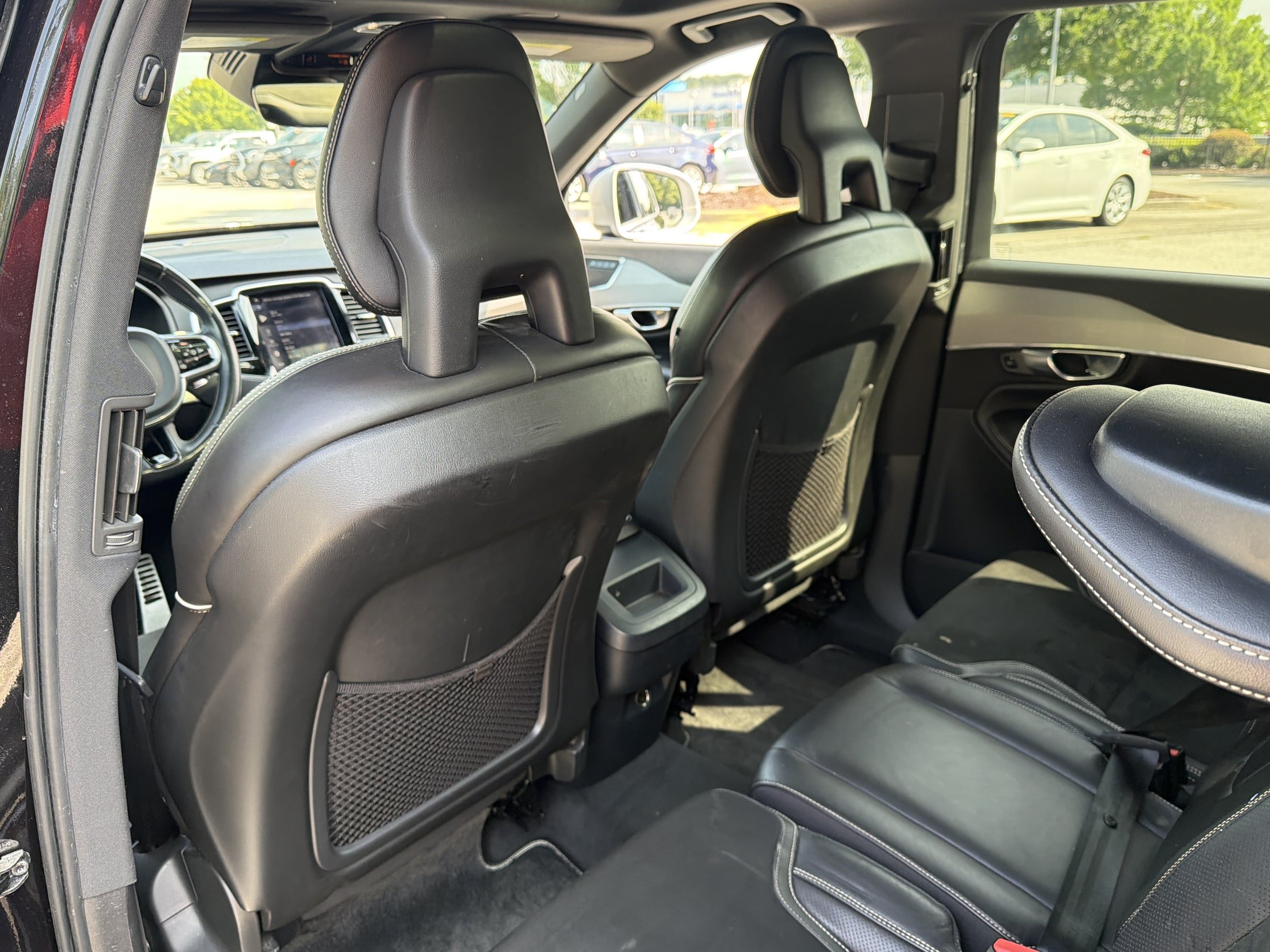 Used 2017 Volvo XC90 T5 R-Design FWD image 22
