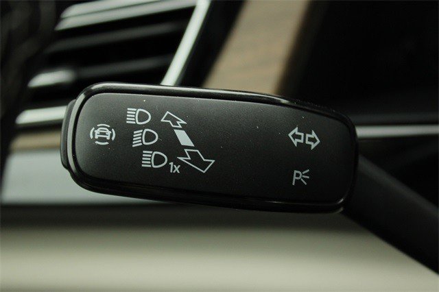 New 2025 Volkswagen Atlas SE image 10