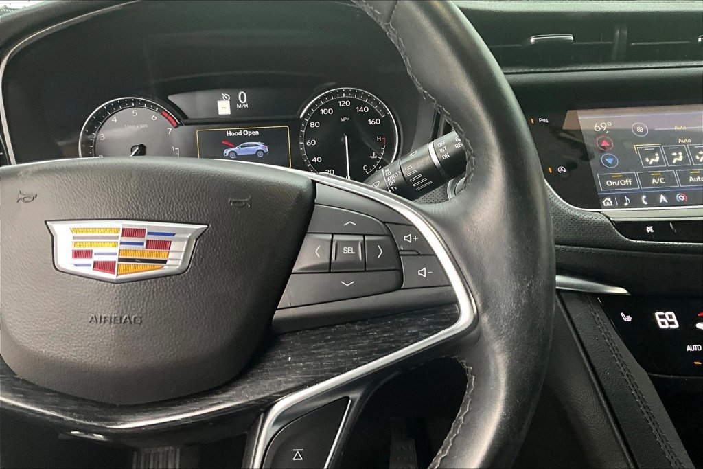 Used 2024 Cadillac XT5 Premium Luxury AWD/4WD image 12