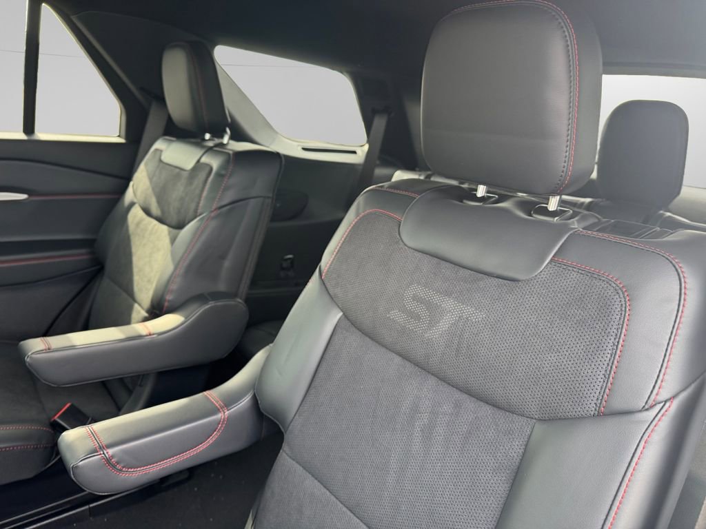 New 2026 Ford Explorer ST w/ Sun And Sound Package image 15