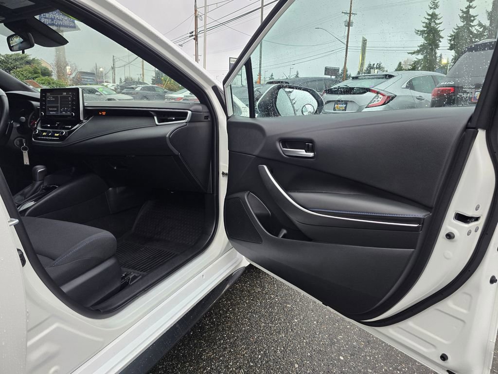 Used 2021 Toyota Corolla SE FWD image 27
