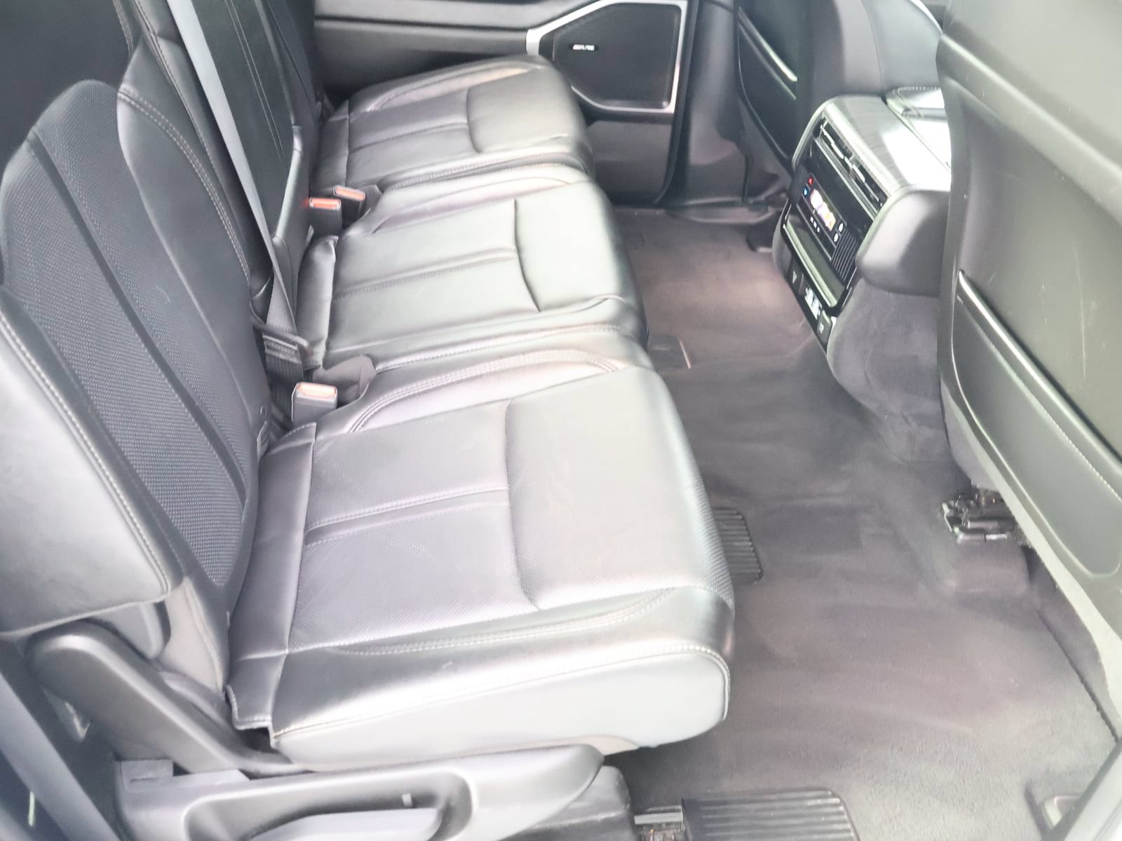 Used 2023 Jeep Wagoneer L Series II AWD/4WD image 47
