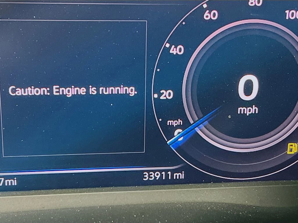 Used 2023 Volkswagen Atlas SE w/ Panoramic Sunroof Package image 11