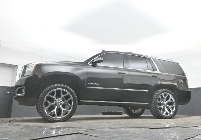 Used 2017 GMC Yukon Denali w/ Open Road Package AWD/4WD image 51