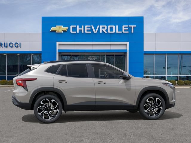 New 2026 Chevrolet Trax RS w/ Sunroof Package FWD image 5
