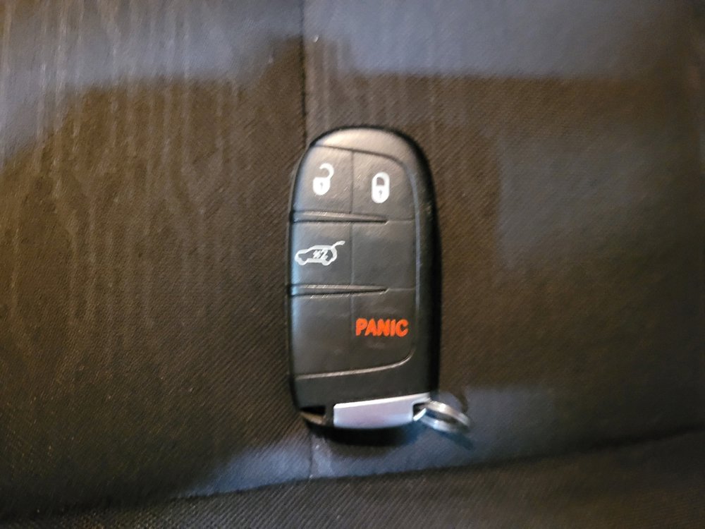 Used 2021 Dodge Durango SXT image 32