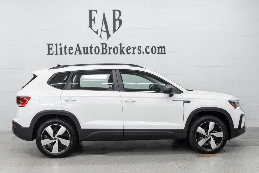 Used 2023 Volkswagen Taos S w/ Driver Assistance Package AWD/4WD image 5