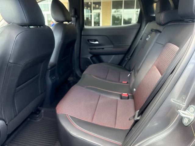 Used 2025 Nissan Kicks SR image 19