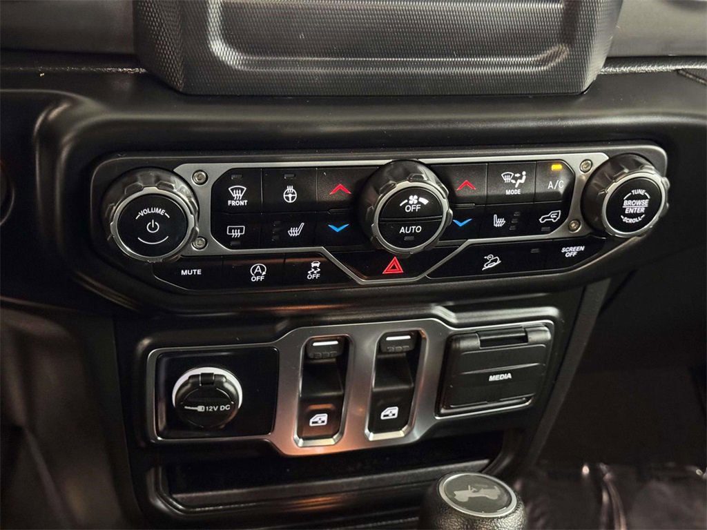 Certified 2021 Jeep Wrangler Willys image 21