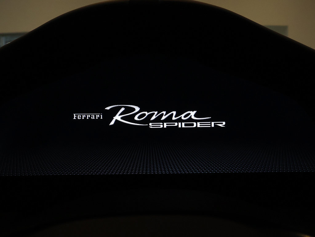 Certified 2026 Ferrari Roma Spider RWD image 9
