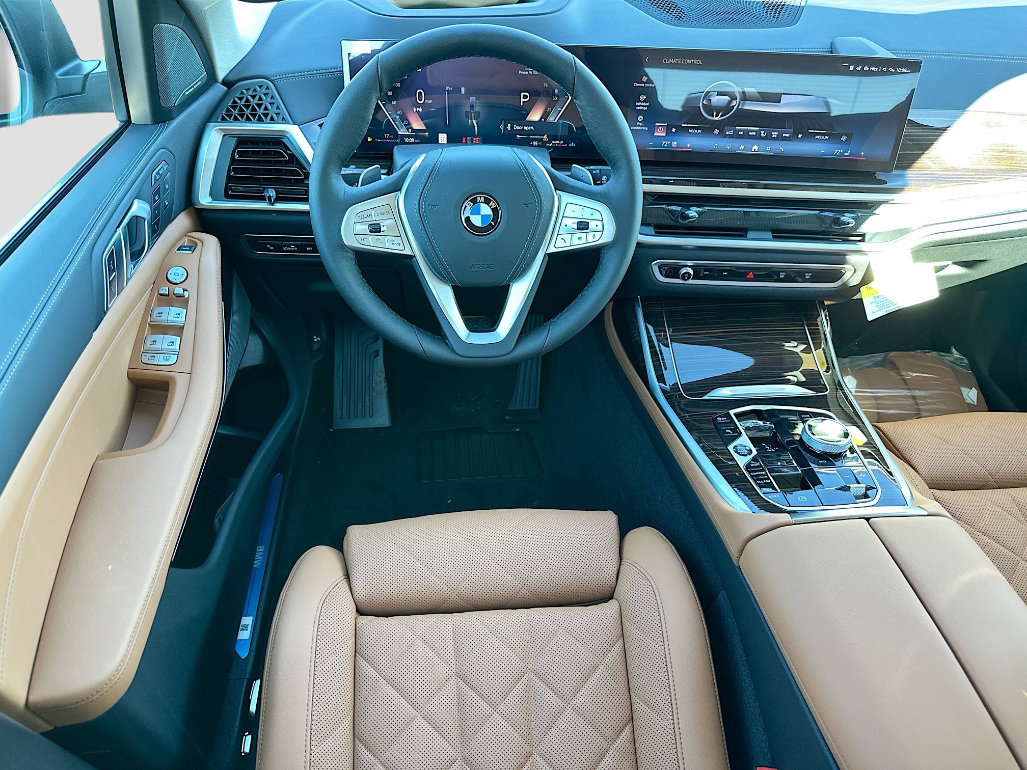 New 2026 BMW X7 xDrive40i w/ Executive Package image 17