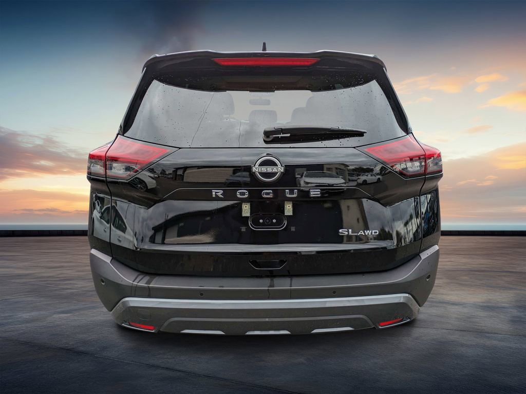 Used 2023 Nissan Rogue SL w/ SL Premium Package image 4