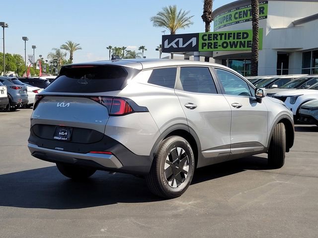 New 2026 Kia Sportage LX FWD image 5