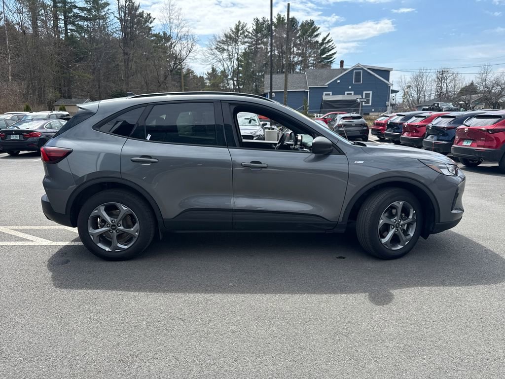 Used 2025 Ford Escape ST-Line AWD/4WD image 6