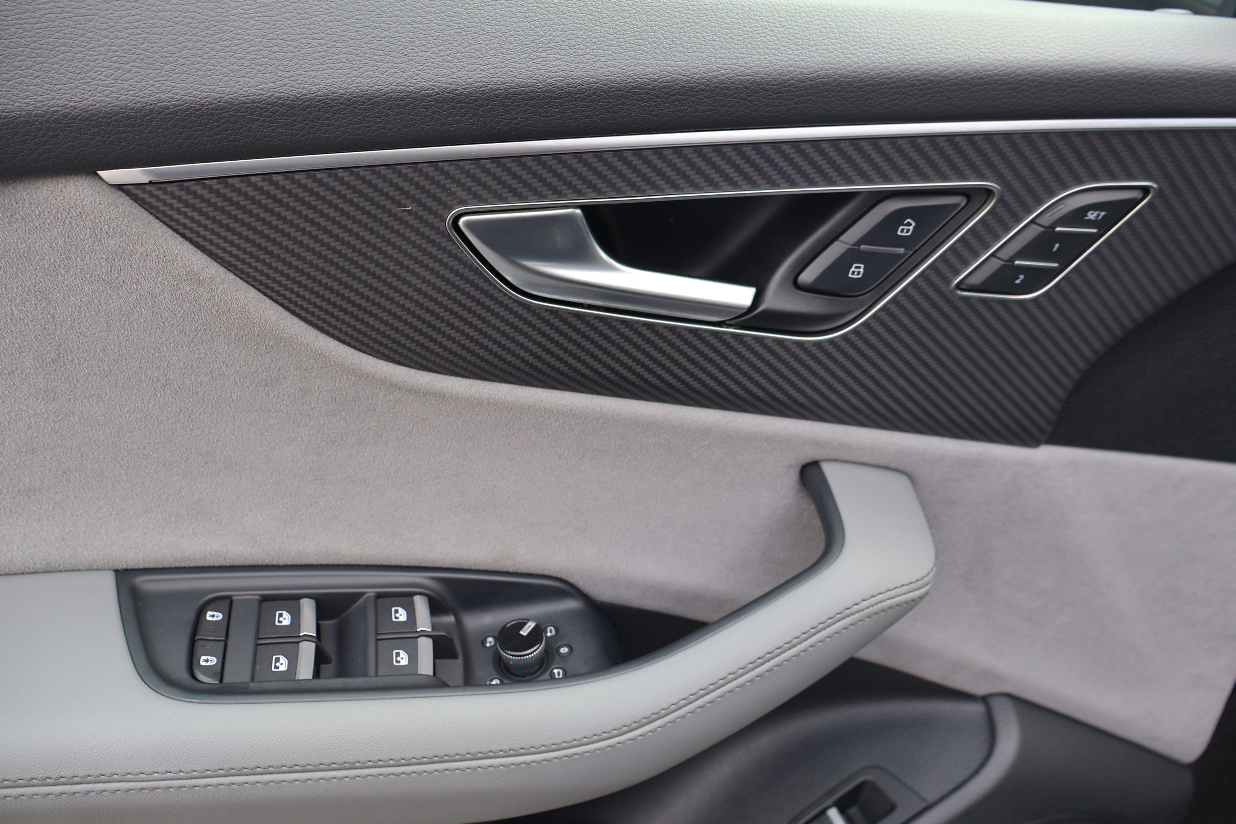 Used 2025 Audi SQ8 Premium Plus image 14