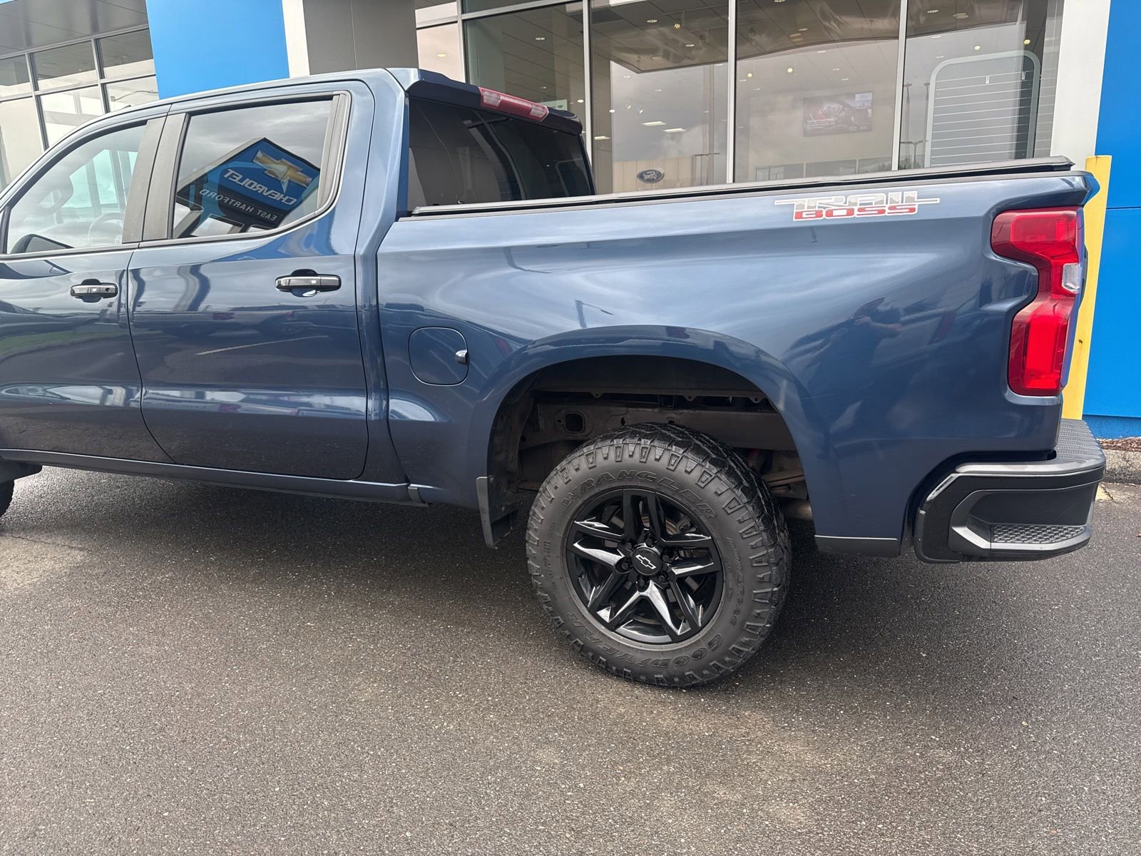Used 2019 Chevrolet Silverado 1500 LT Trail Boss AWD/4WD image 8