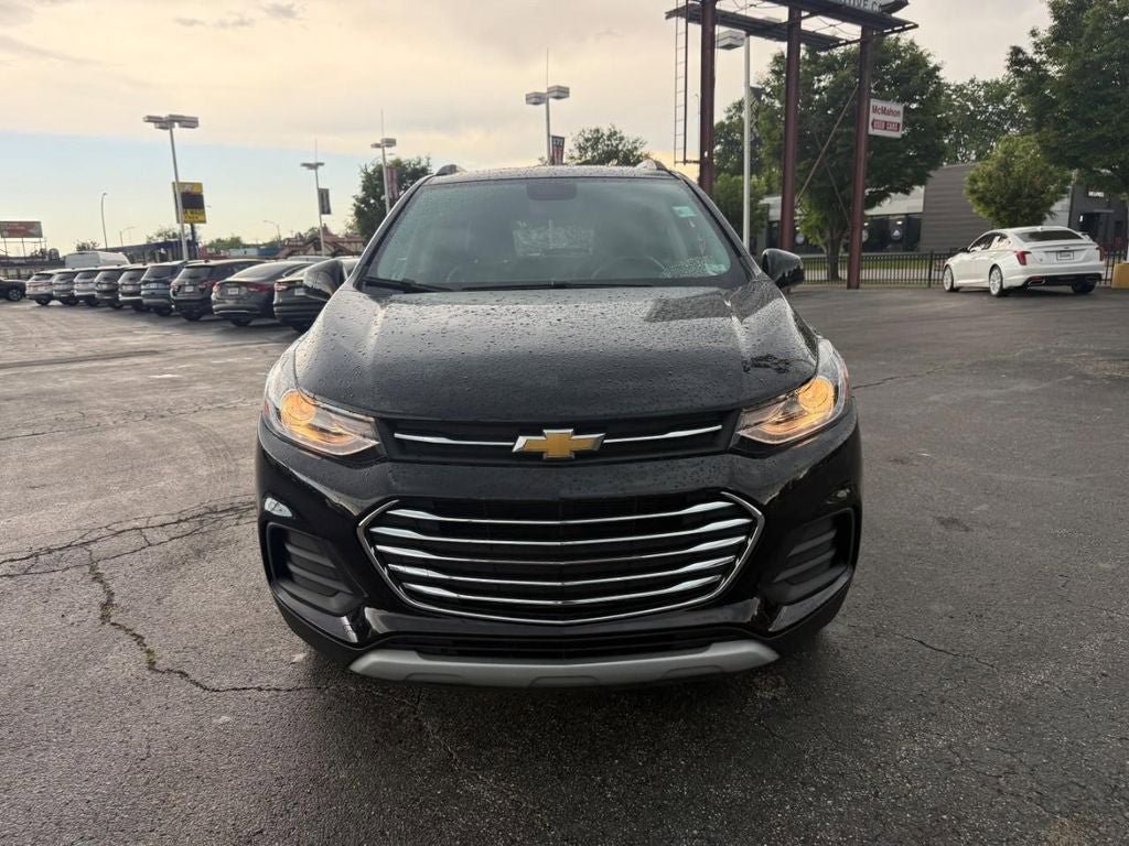 Used 2021 Chevrolet Trax LT w/ LT Convenience Package AWD/4WD image 10