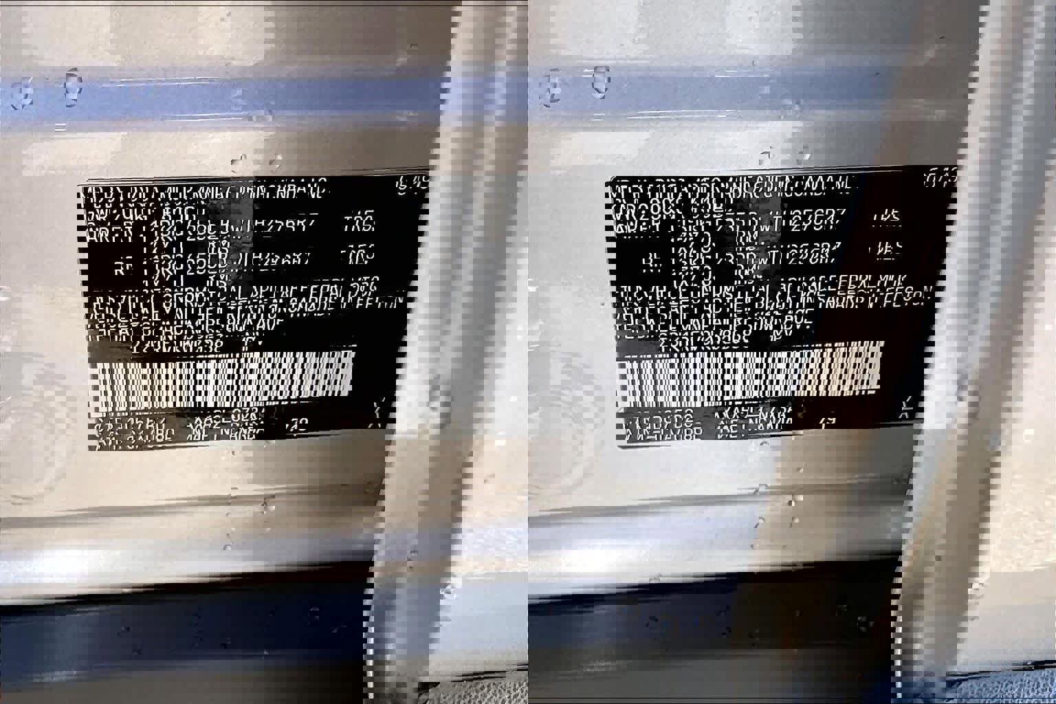 Used 2019 Toyota RAV4 LE w/ Carpet Mat Package image 32