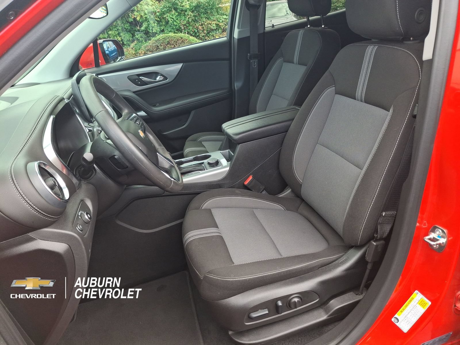 Certified 2025 Chevrolet Blazer LT AWD/4WD image 17