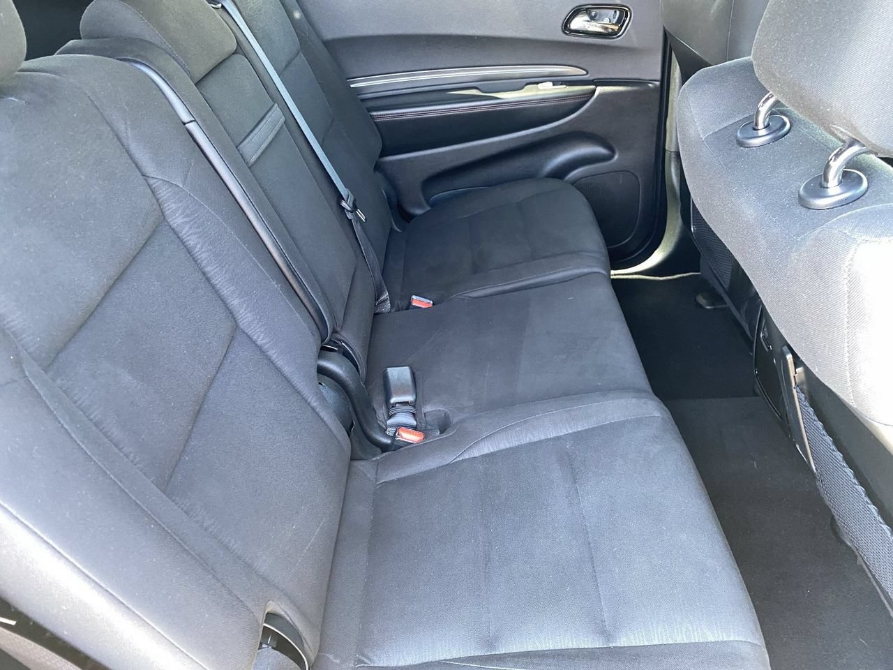 Used 2025 Dodge Durango GT RWD image 12
