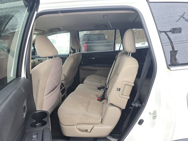 Used 2017 Honda Pilot EX image 16