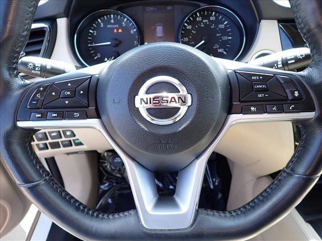 Used 2018 Nissan Rogue SL FWD image 15