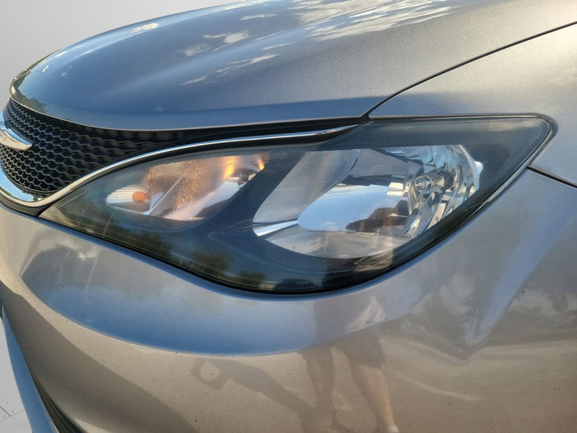 Used 2020 Chrysler Voyager Lxi image 23