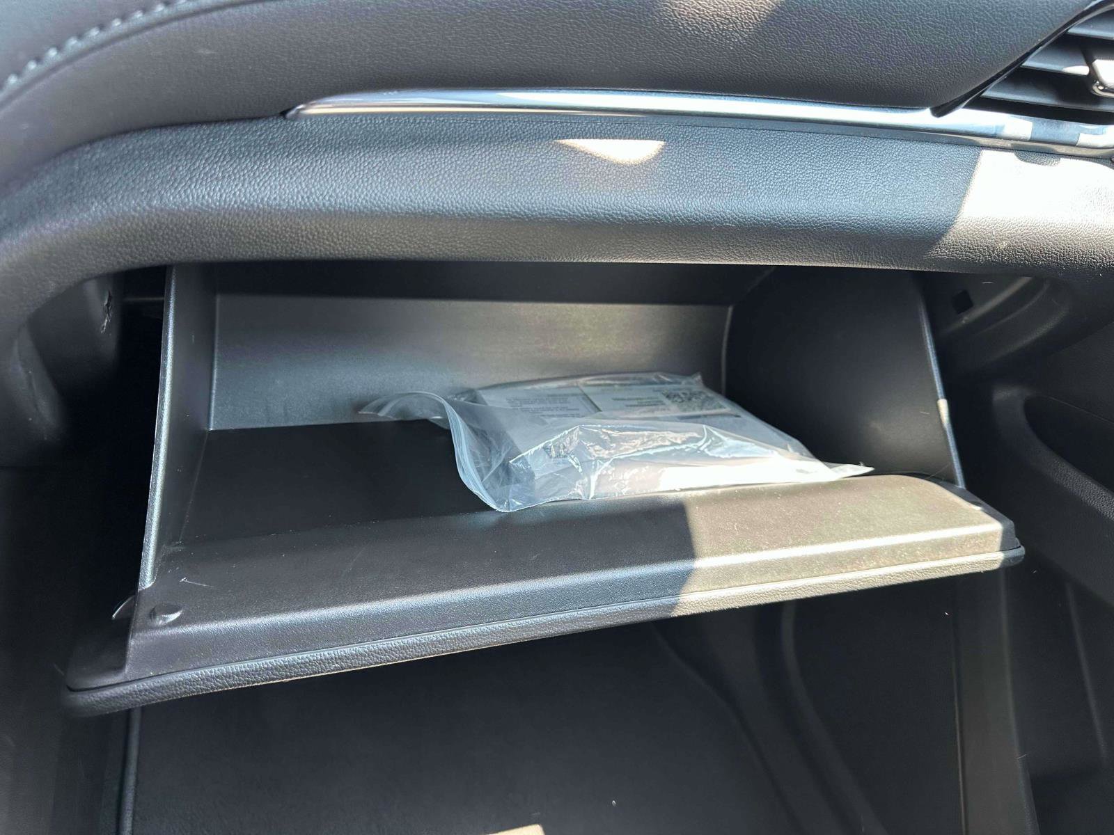 Used 2023 Chevrolet Traverse LT image 35