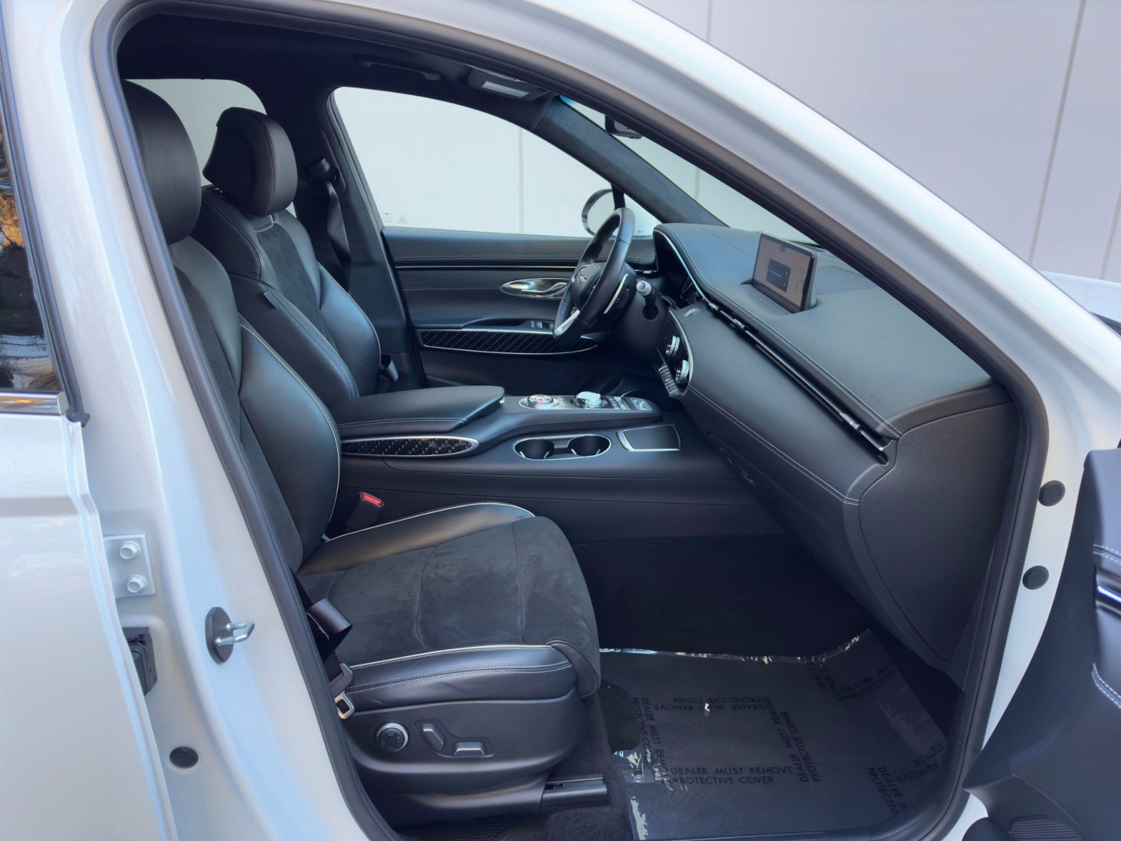 Used 2022 Genesis GV70 3.5T Sport w/ Sport Prestige Package image 16