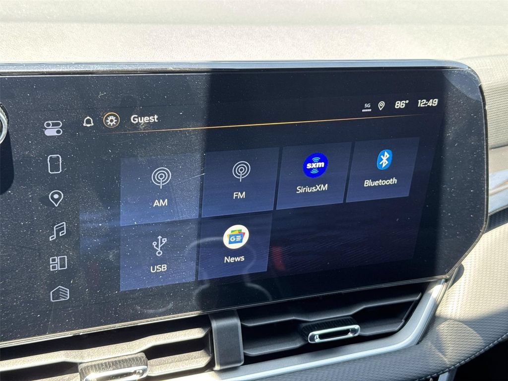 New 2026 Chevrolet Equinox LT w/ Safety and Technology Package AWD/4WD image 17