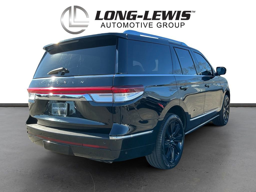 Used 2022 Lincoln Navigator Reserve image 7