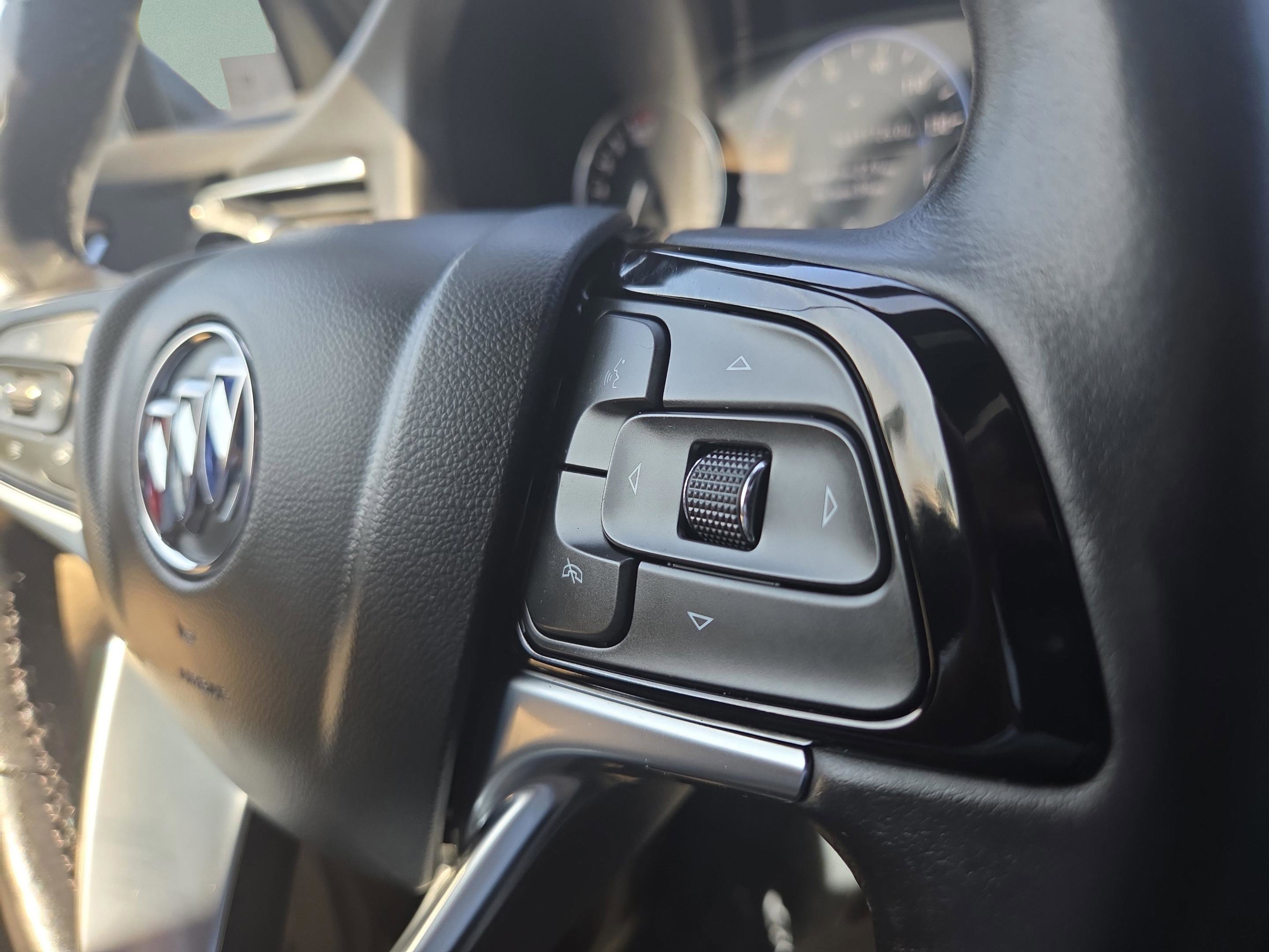 Used 2022 Buick Enclave Avenir w/ Avenir Technology Package image 15