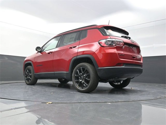 New 2026 Jeep Compass Latitude image 21