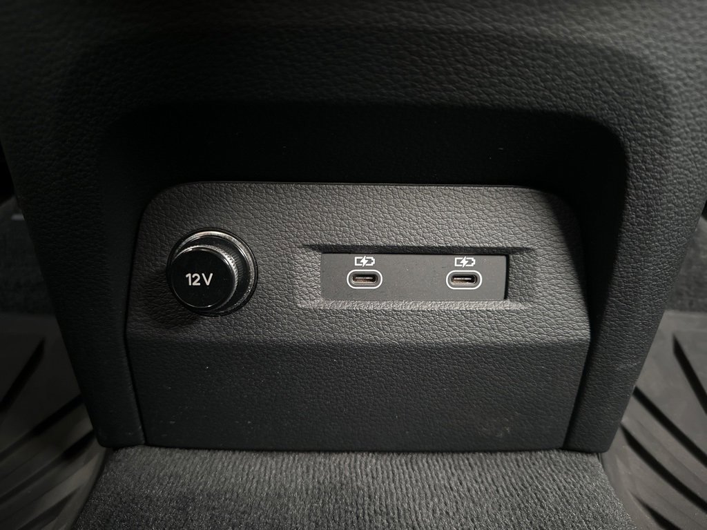 Used 2024 Audi Q8 e-tron Prestige image 65