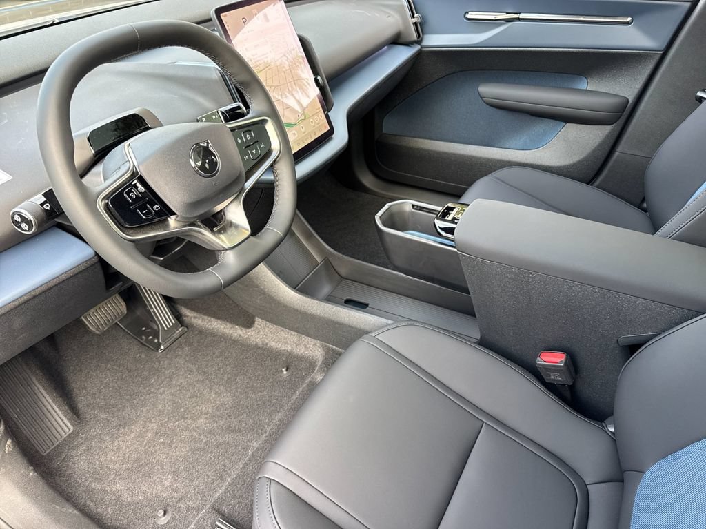 New 2026 Volvo EX30 Ultra w/ Climate Package AWD/4WD image 9