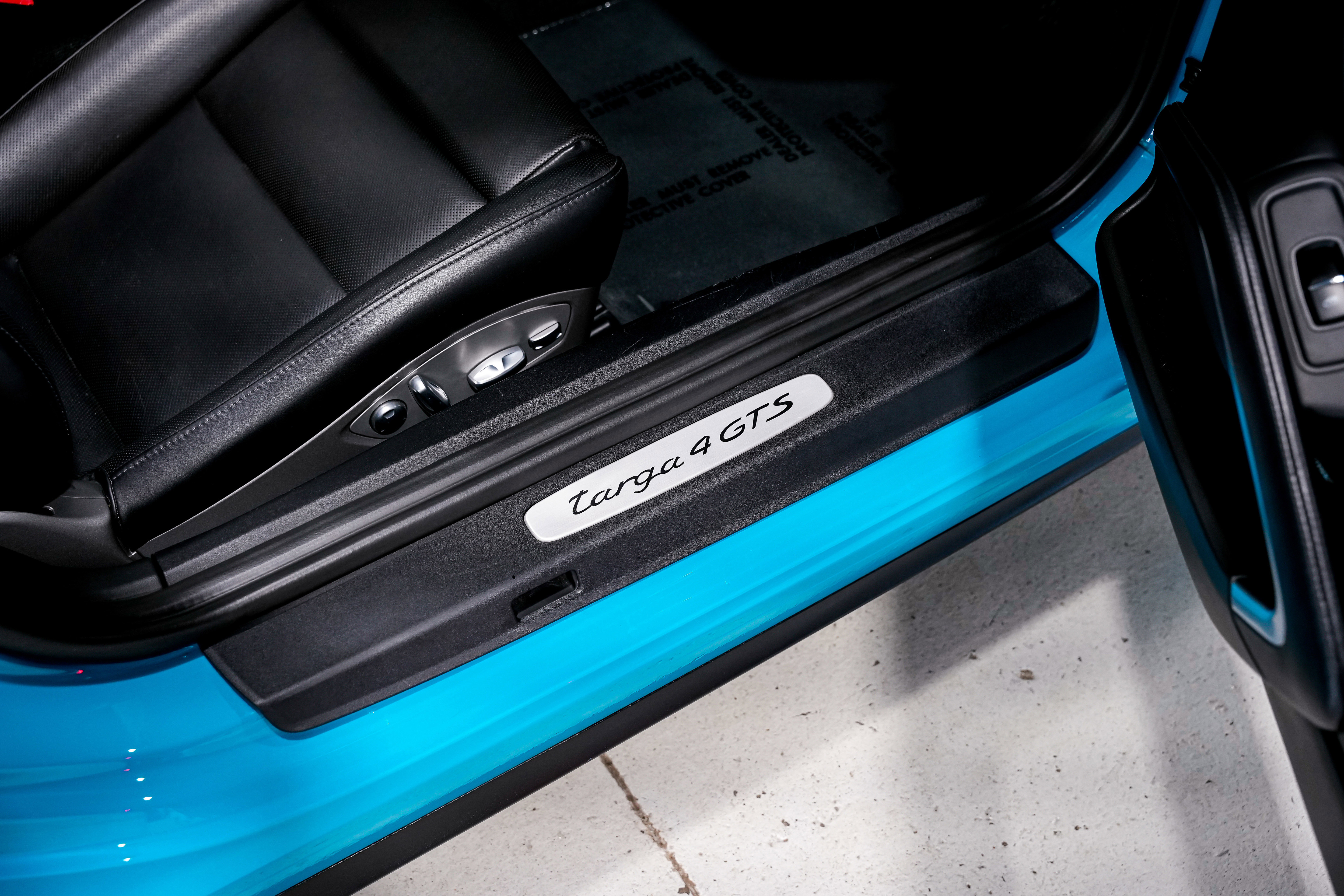 Used 2017 Porsche 911 Targa 4 GTS image 26