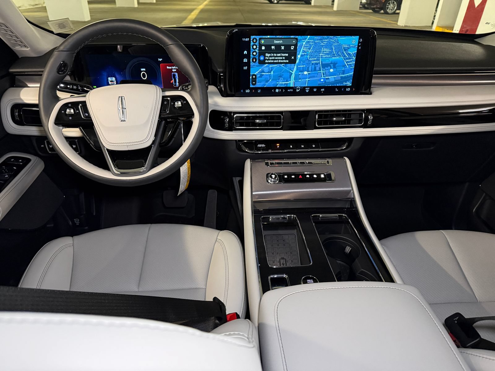New 2026 Lincoln Aviator AWD image 22