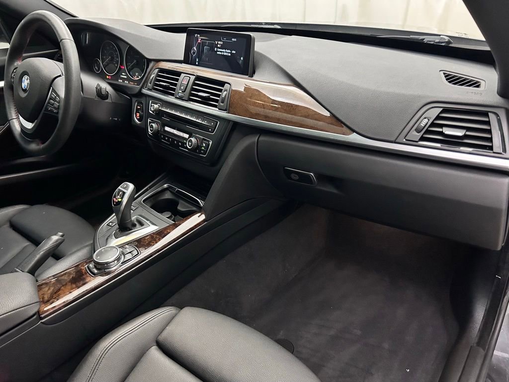 Used 2016 BMW 328i Gran Turismo xDrive AWD/4WD image 17