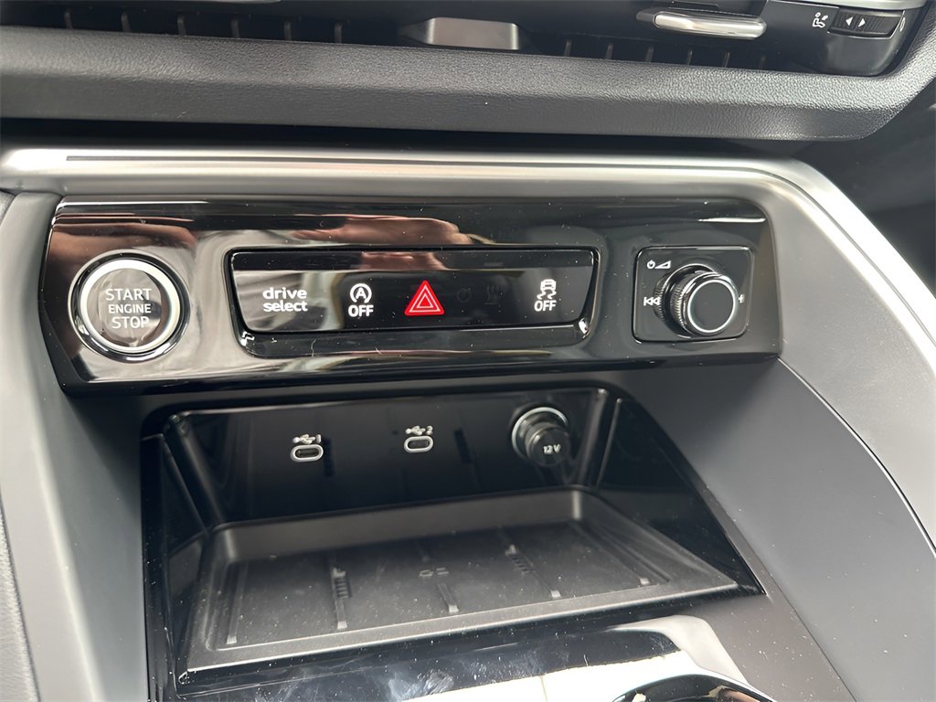 New 2025 Audi Q5 Premium Plus image 39