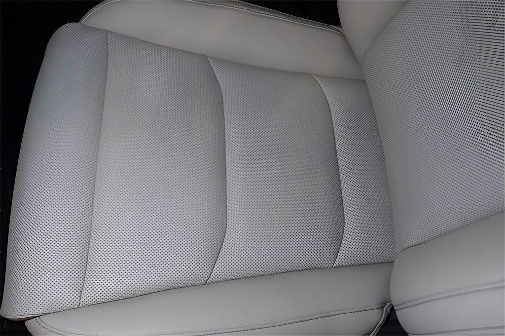 New 2026 Genesis GV70 2.5T Select image 10