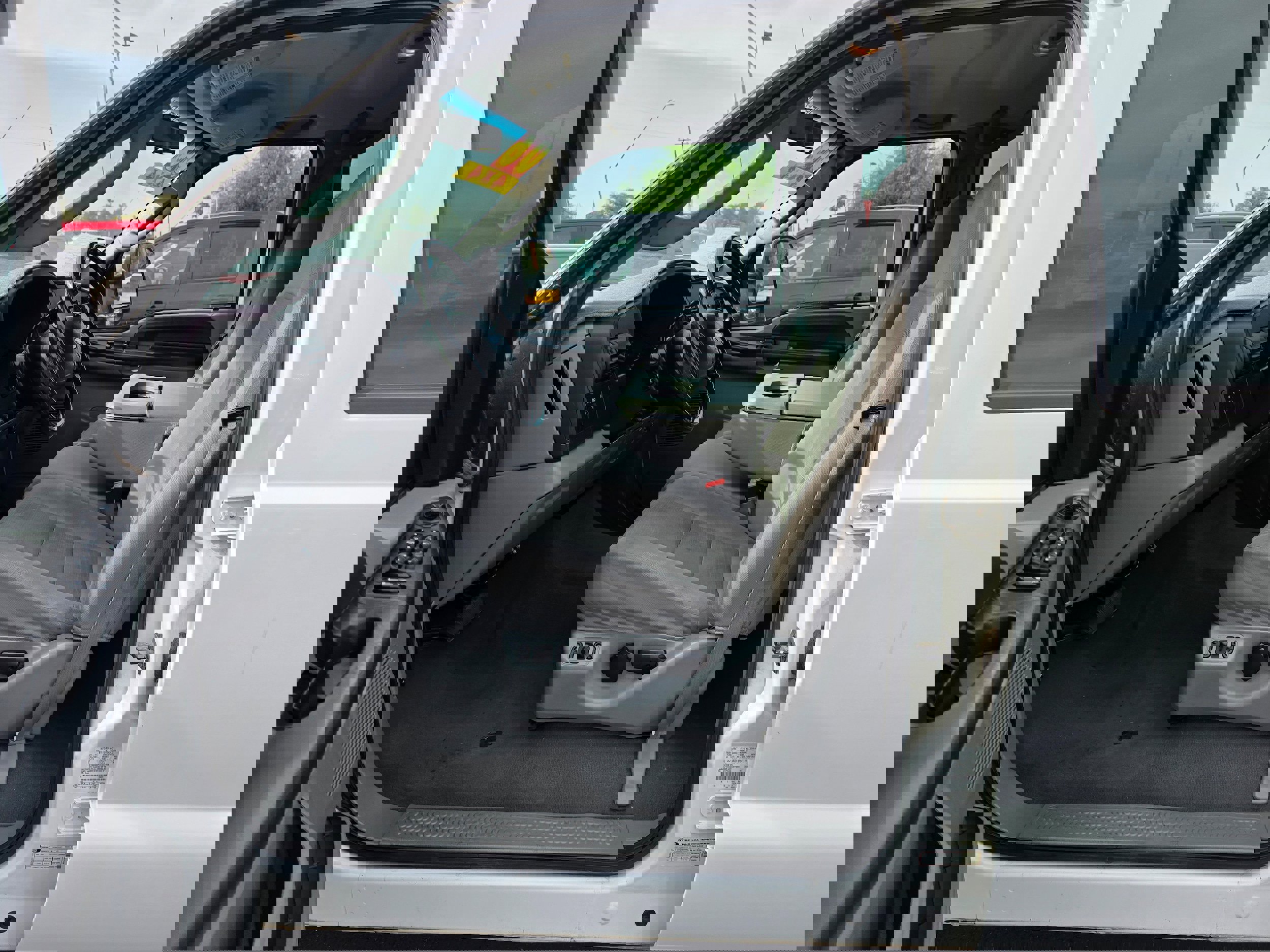 Used 2006 Ford F250 XLT image 13