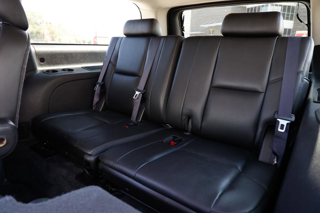 Used 2012 Cadillac Escalade ESV Luxury image 28