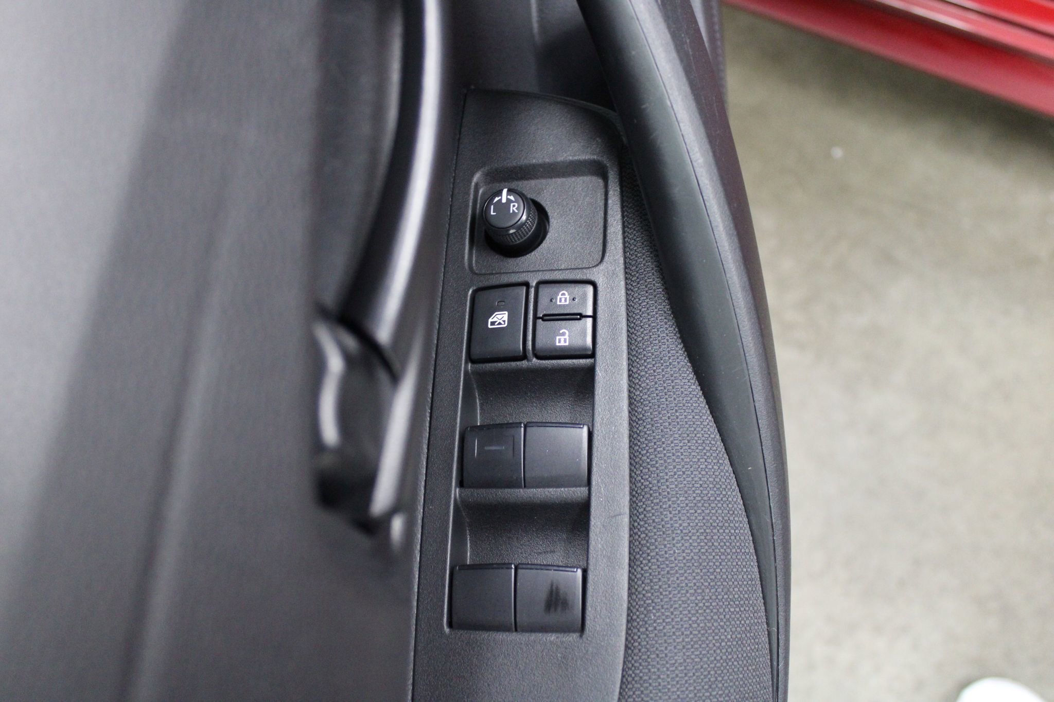 Used 2022 Toyota Corolla LE image 10