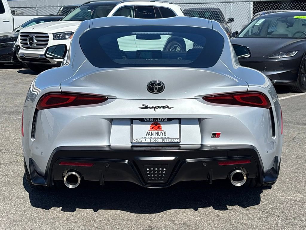 Used 2022 Toyota Supra Premium w/ Driver Assist Package image 5