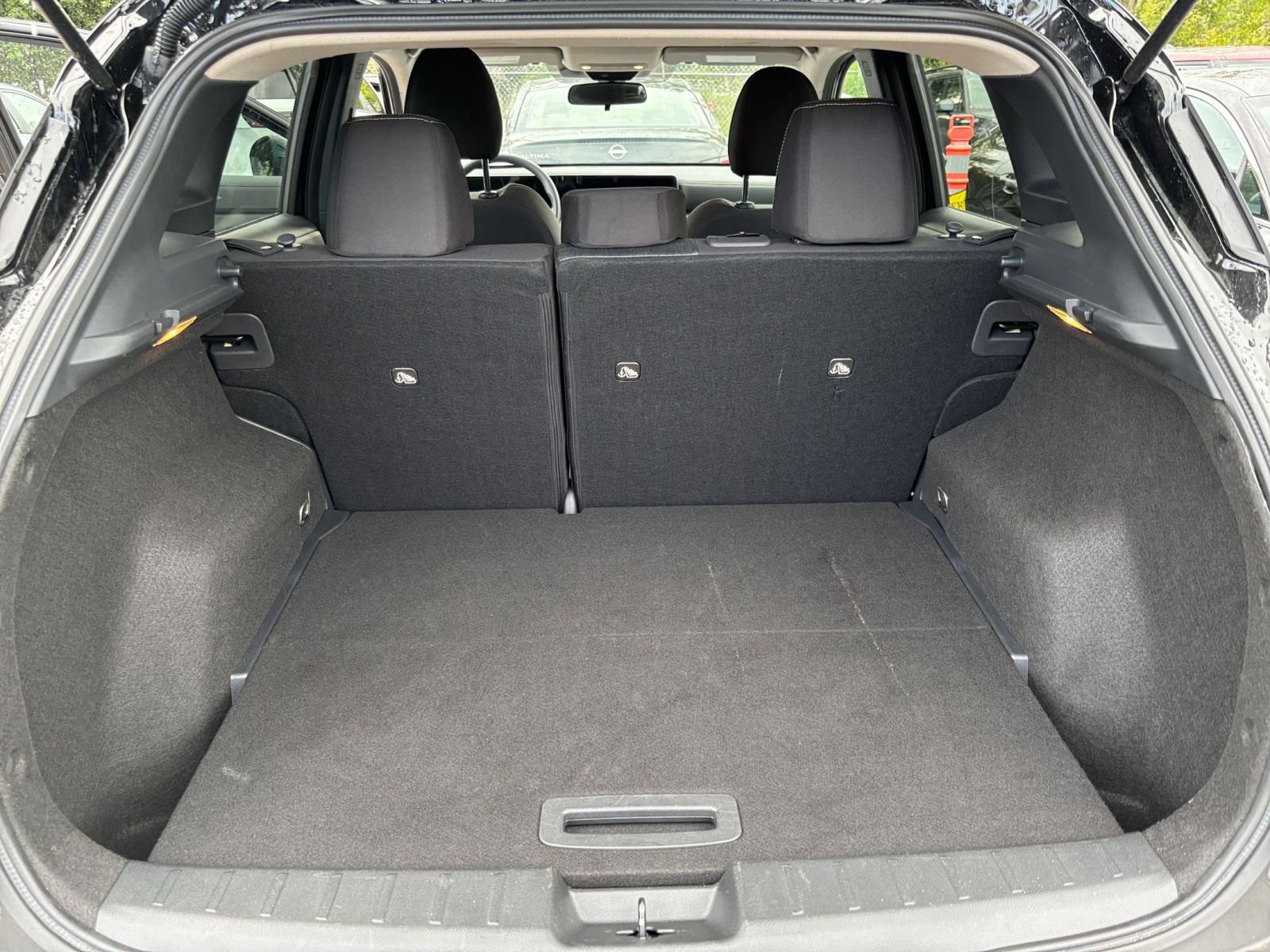 Used 2026 Nissan Kicks SV w/ Cold Weather Package FWD image 29