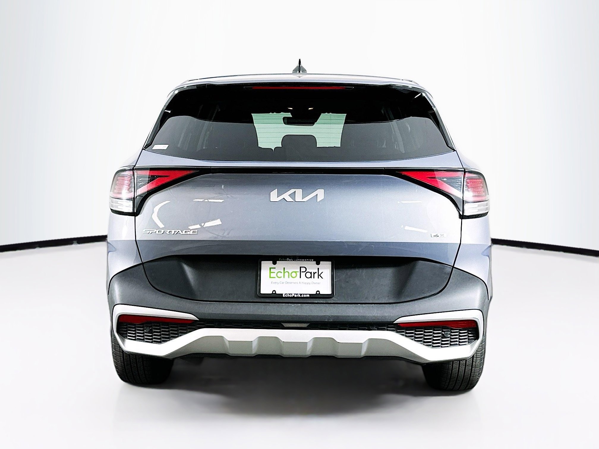 Used 2025 Kia Sportage LX image 7