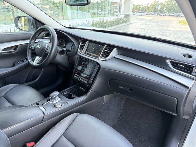 Used 2020 INFINITI QX50 Luxe w/ Navigation Package AWD/4WD image 20