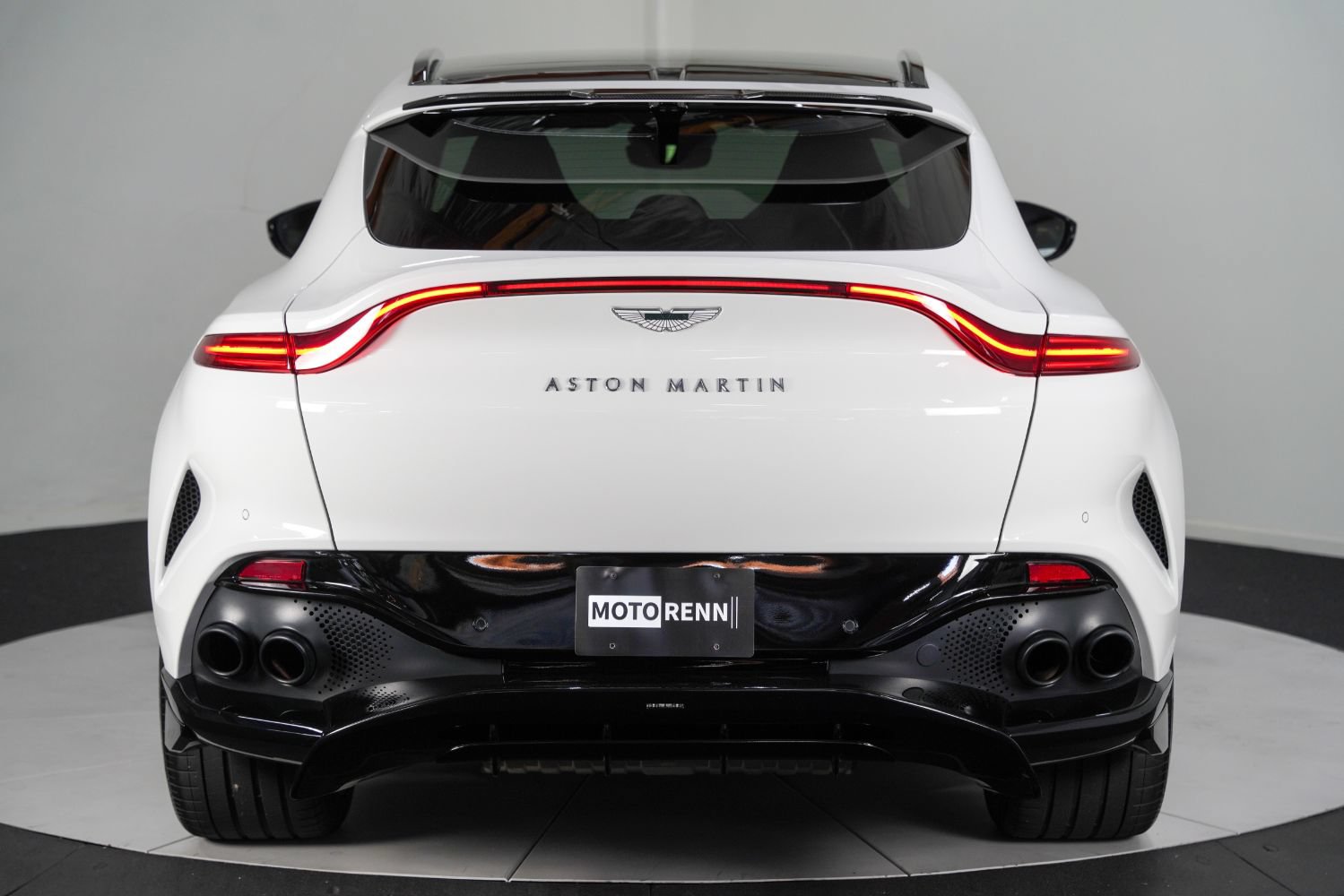 Used 2023 Aston Martin DBX 707 AWD/4WD image 8